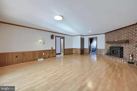 16 E Market St, Lititz, PA 17543 photo 18