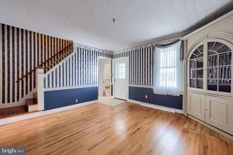16 E Market St, Lititz, PA 17543 photo 7