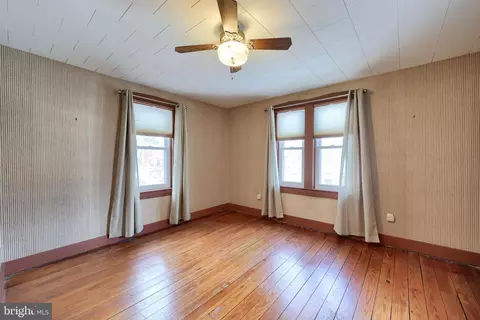 16 E Market St, Lititz, PA 17543 photo 24