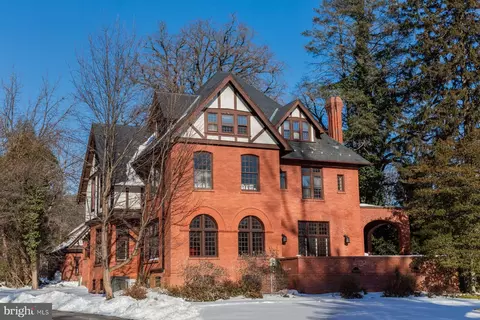 1021 Marietta Ave, Lancaster, PA 17603