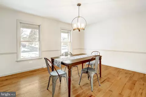 Dining - 152 Kings Gate Dr, Lititz, PA 17543 photo 1 of 2