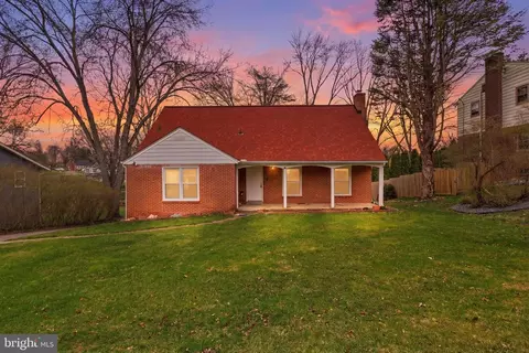 1529 Springside Dr, Lancaster, PA 17603