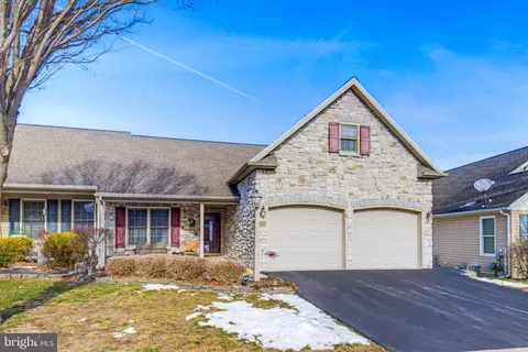 730 Heather Rdg, Manheim, PA 17545
