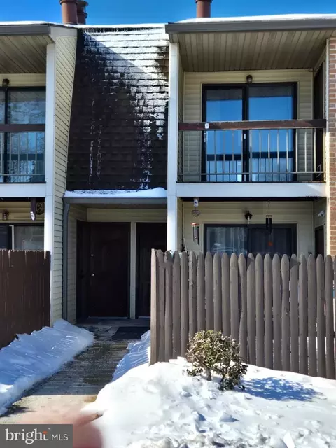 23 Lancaster Est, Mount Joy, PA 17552