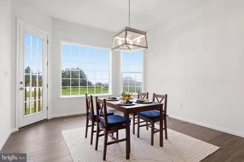 Dining - 113 Cameron Ln, Lititz, PA 17543 photo 3 of 3