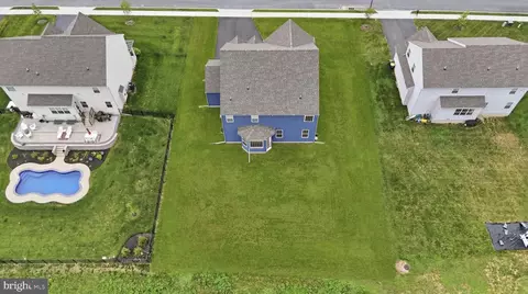 View/Area - 113 Cameron Ln, Lititz, PA 17543 photo 6 of 8
