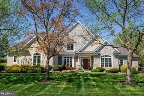 801 Greenside Dr, Lititz, PA 17543
