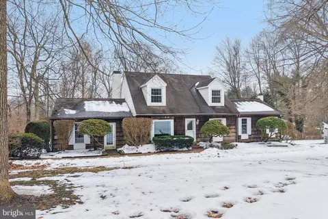 194 Long Ln, Kirkwood, PA 17536