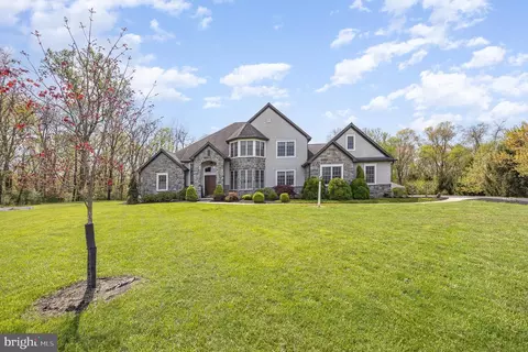 115 Monument Dr, Elizabethtown, PA 17022