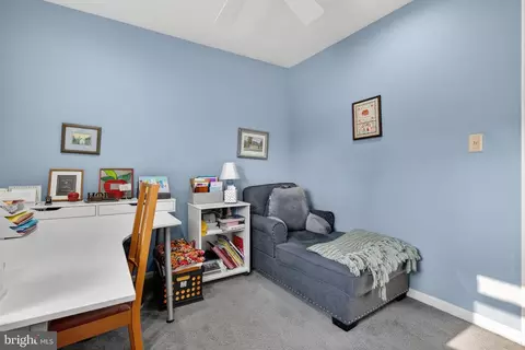 Bedroom - 146 S Oak St, Lititz, PA 17543 photo 6 of 6