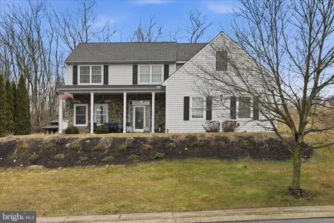 44 Silver Dr, Elizabethtown, PA 17022