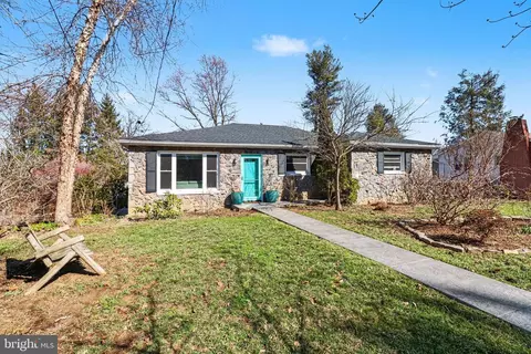 303 S Market St, Mount Joy, PA 17552