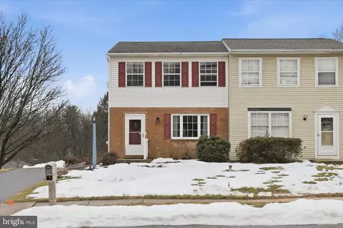 1098 Monticello Ln, Lancaster, PA 17603