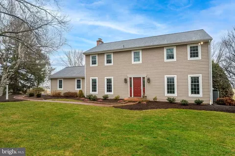 2211 Gamber Rd, Washington Boro, PA 17582