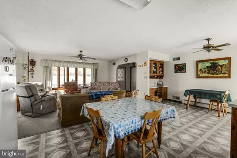 Dining - 85 Wissler Rd, Lititz, PA 17543 photo 1 of 1