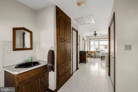 Entry Way - 85 Wissler Rd, Lititz, PA 17543 photo 3 of 6