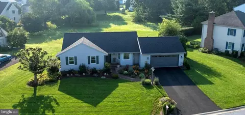 923 Jade Ave, Lancaster, PA 17601