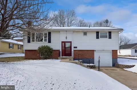 355 E Fulton St, Ephrata, PA 17522