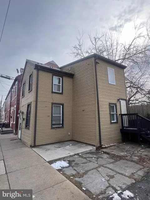 38 Conestoga St, Lancaster, PA 17602