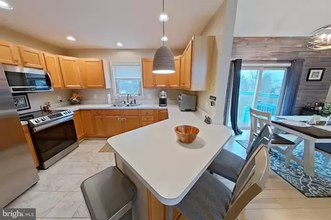 Kitchen - 44 Duffield Dr, Lititz, PA 17543 photo 1 of 1