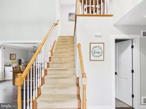 Entry Way - 119 Saybrooke Dr, Lititz, PA 17543 photo 1 of 5
