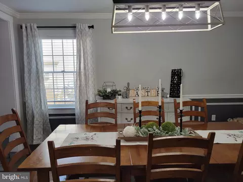 Dining - 119 Saybrooke Dr, Lititz, PA 17543 photo 1 of 2