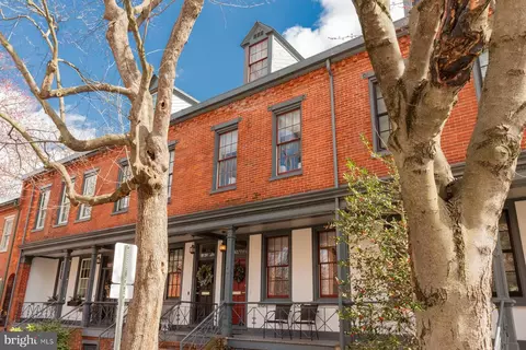 137 S Duke St, Lancaster, PA 17602