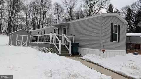 4 Liberty Hill Ct, New Providence, PA 17560