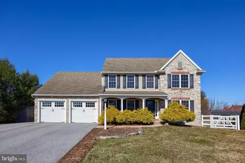 40 Creekview Dr, Paradise, PA 17562
