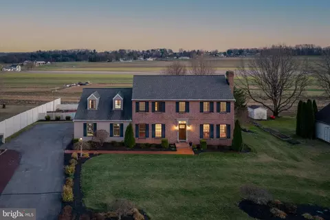 414 Twin Elm Rd, Strasburg, PA 17579