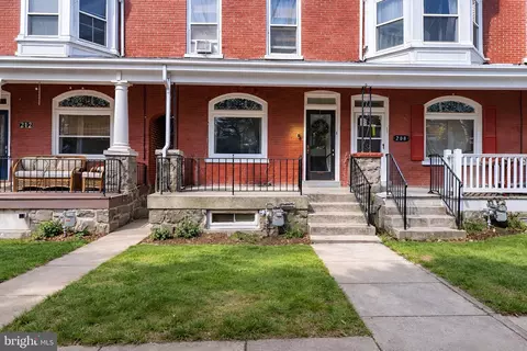 Exterior - 210 Ruby St, Lancaster, PA 17603 photo 1 of 5