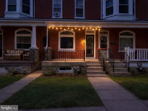 Exterior - 210 Ruby St, Lancaster, PA 17603 photo 3 of 5