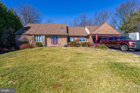 567 Shultz Rd, Washington Boro, PA 17582