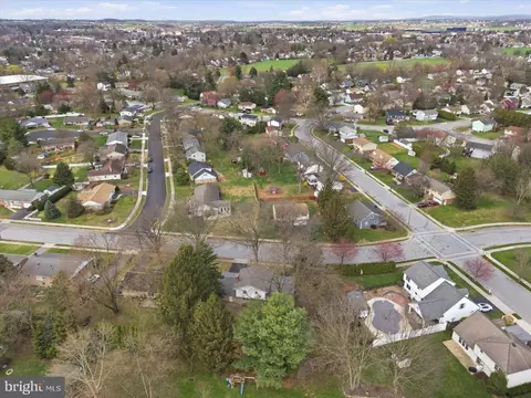 View/Area - 325 Balmer Rd, Lititz, PA 17543 photo 3 of 4