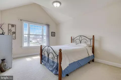 Bedroom - 395 Ecker Dr, Lititz, PA 17543 photo 5 of 13