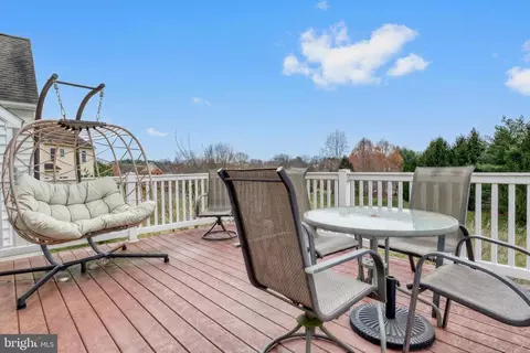 Exterior - 395 Ecker Dr, Lititz, PA 17543 photo 8 of 18