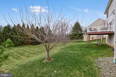 Exterior - 395 Ecker Dr, Lititz, PA 17543 photo 14 of 18