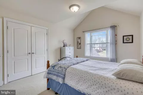 Bedroom - 395 Ecker Dr, Lititz, PA 17543 photo 6 of 13