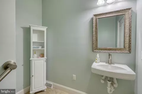 Entry Way - 395 Ecker Dr, Lititz, PA 17543 photo 6 of 11