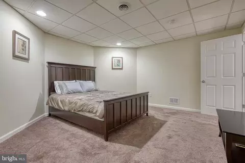 Bedroom - 395 Ecker Dr, Lititz, PA 17543 photo 13 of 13