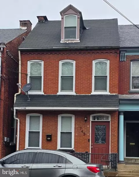 745 Manor St, Lancaster, PA 17603