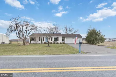 8261 Elizabethtown Rd, Elizabethtown, PA 17022