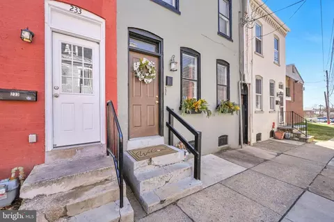 235 Howard Ave, Lancaster, PA 17602