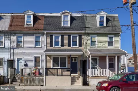 714 Plane St, Columbia, PA 17512