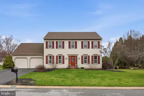 1829 Krystle Dr, Lancaster, PA 17602