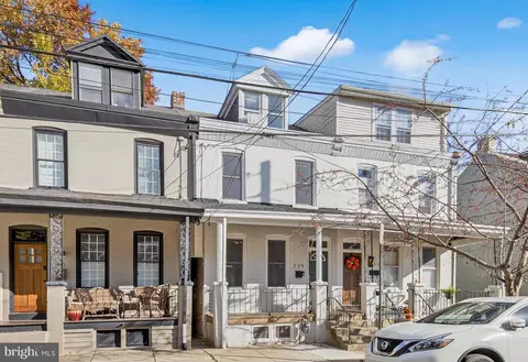 239 Elm St, Lancaster, PA 17603