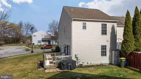 2960 Aster Ln, Lititz, PA 17543
