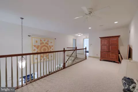 Entry Way - 66 Farmview Ln, Lititz, PA 17543 photo 4 of 4