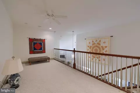 Entry Way - 66 Farmview Ln, Lititz, PA 17543 photo 3 of 4