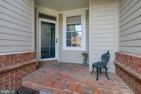 Exterior - 66 Farmview Ln, Lititz, PA 17543 photo 3 of 5